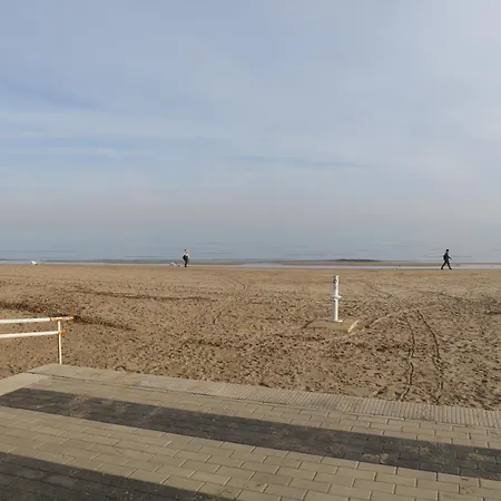 Apartment A 50 Metros Del Mar *