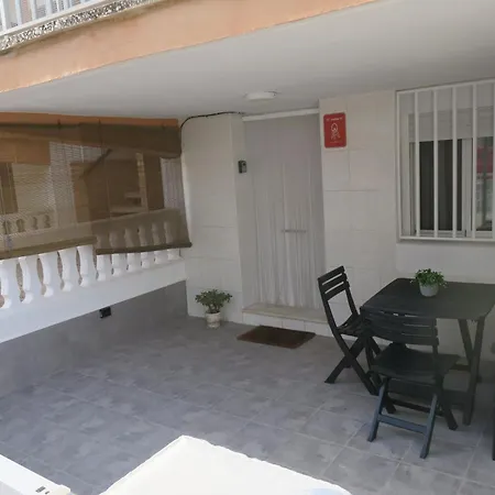 A 50 Metros Del Mar Apartment Oliva